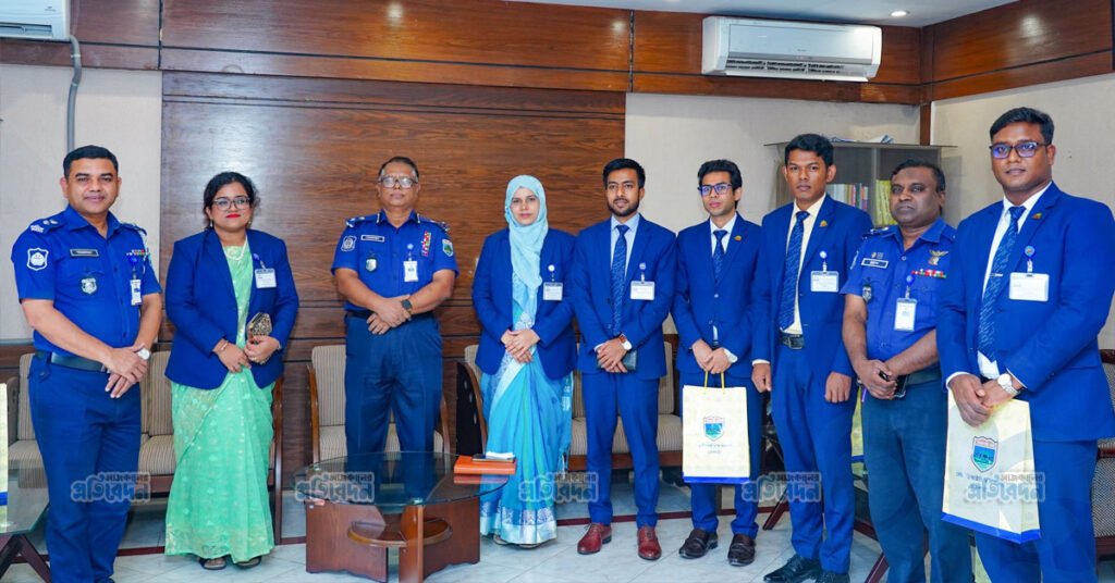 বিচার প্রশাসন প্রশিক্ষণার্থীদের রেঞ্জ ডিআইজি’র কার্যালয়ে অভিজ্ঞতা বিনিময় ও সফর